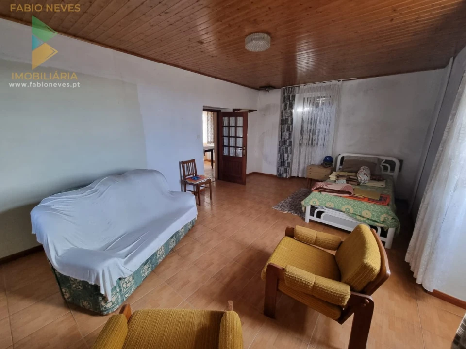 Moradia T6 para Venda em Cerdal Foto 56