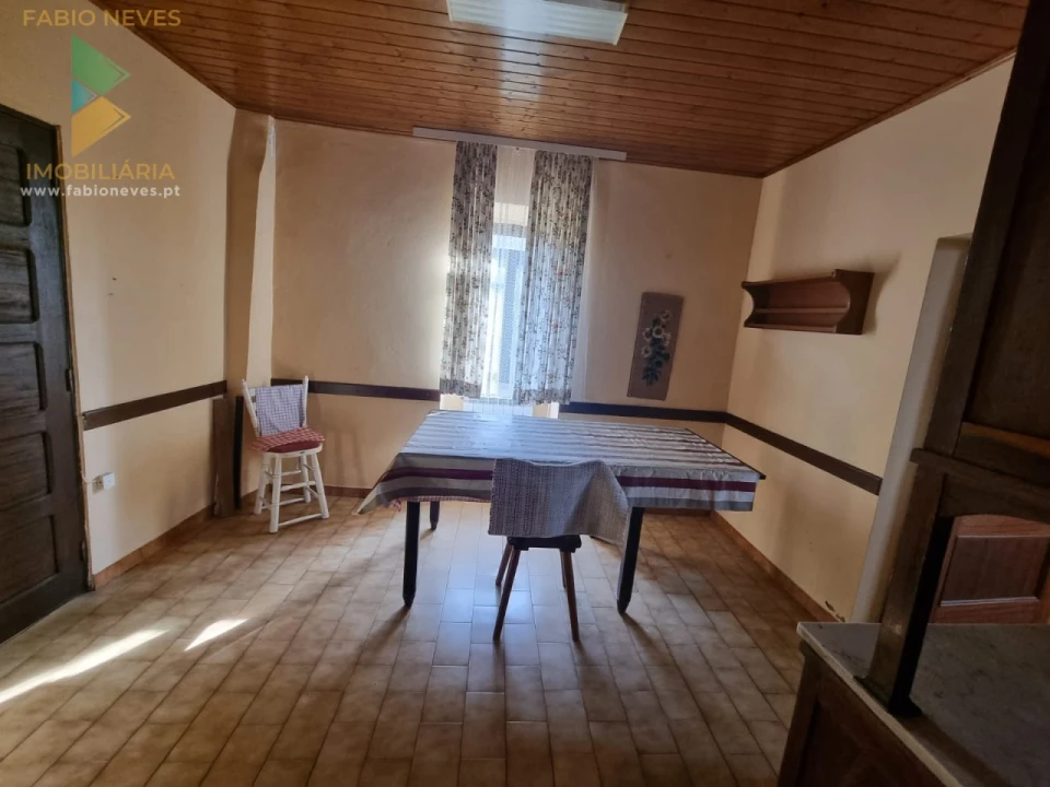 Moradia T6 para Venda em Cerdal Foto 61