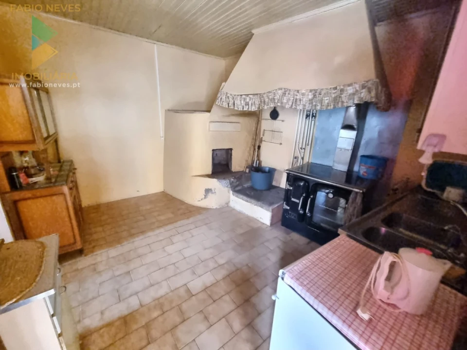 Moradia T6 para Venda em Cerdal Foto 62