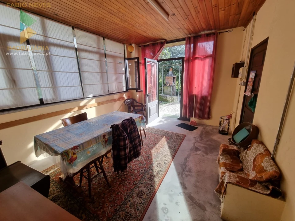 Moradia T6 para Venda em Cerdal Foto 68