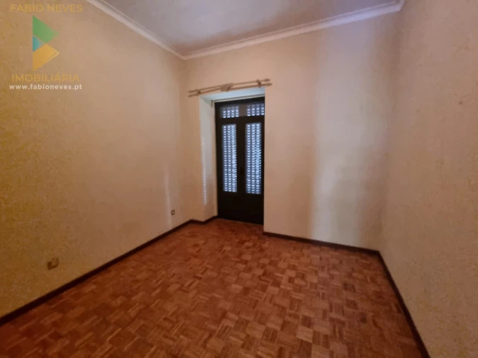 Moradia T6 para Venda em Cerdal Foto 14