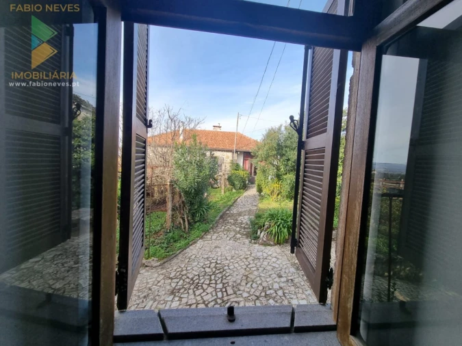 Moradia T6 para Venda em Cerdal Foto 21