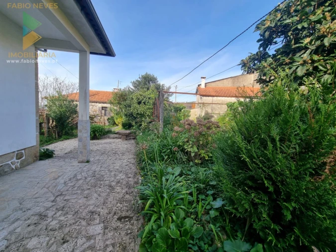 Moradia T6 para Venda em Cerdal Foto 30