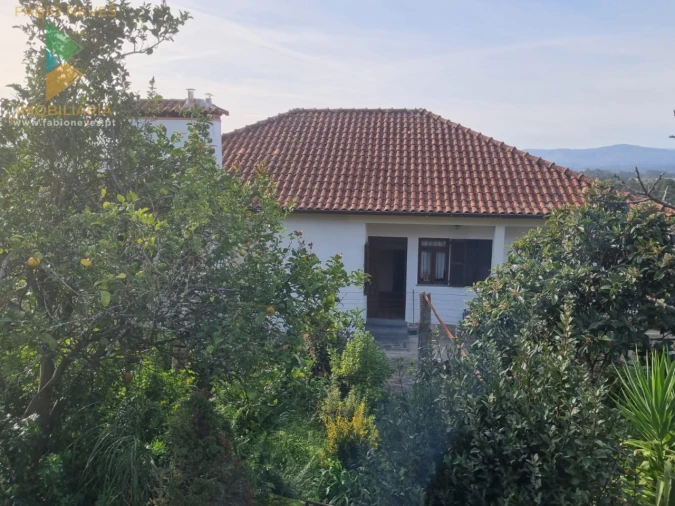 Moradia T6 para Venda em Cerdal Foto 42