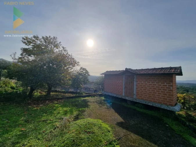 Moradia T6 para Venda em Cerdal Foto 54