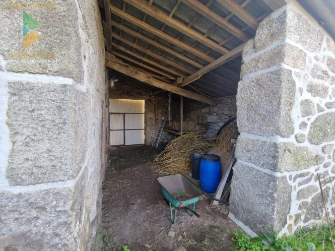 Moradia T6 para Venda em Cerdal Foto 55