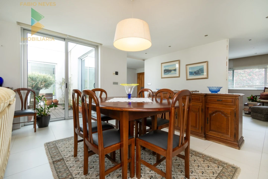 Moradia T4 para Venda em Gemieira Foto 19