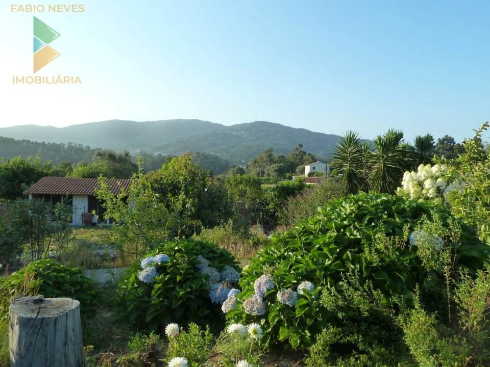 Moradia T4 para Venda em Gemieira Foto 55