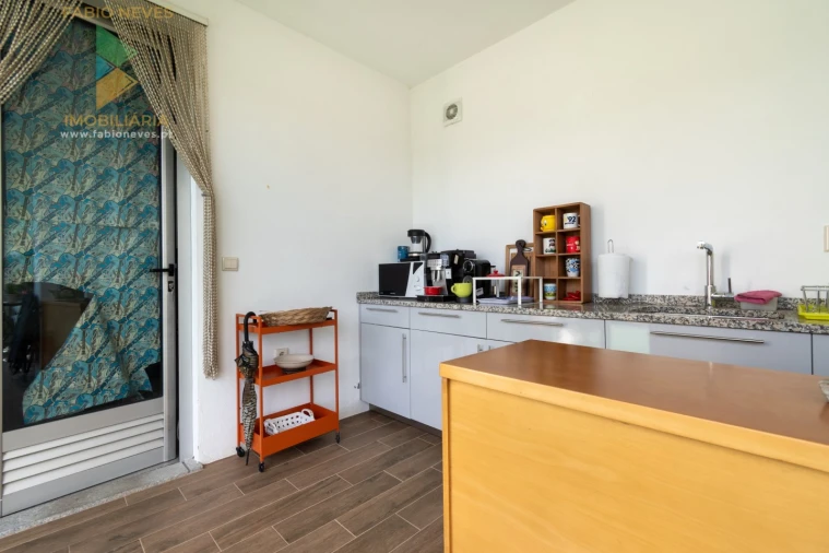 Moradia T4 para Venda em Gemieira Foto 28