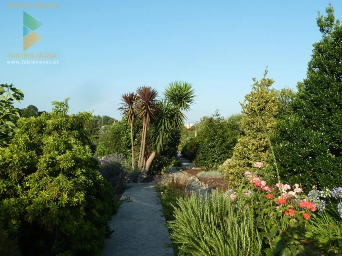 Moradia T4 para Venda em Gemieira Foto 47