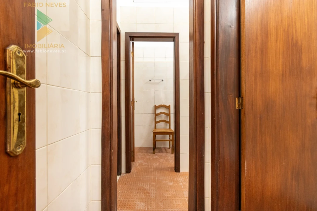 Quinta T6 para Venda em Correlhã Foto 95