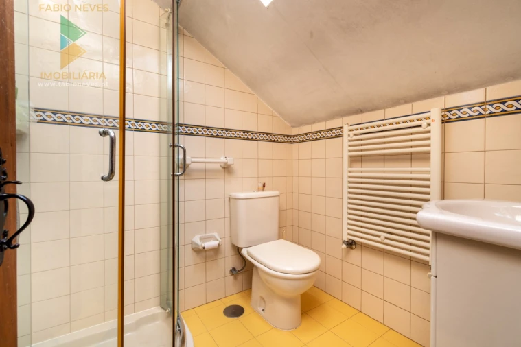 Quinta T6 para Venda em Correlhã Foto 135