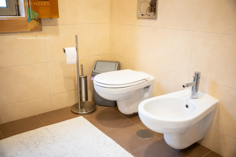 Moradia T4 para Venda em Calheiros Foto 22