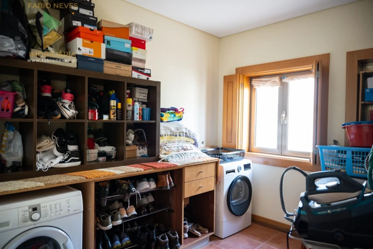 Moradia T4 para Venda em Calheiros Foto 37