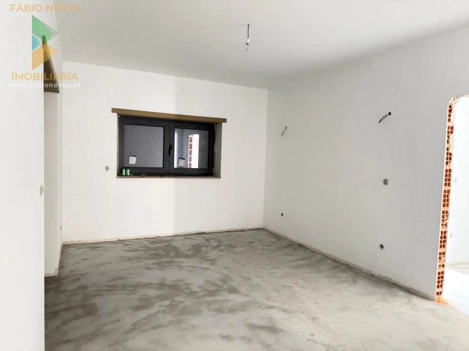 Moradia T4 para Venda em Britelo Foto 19