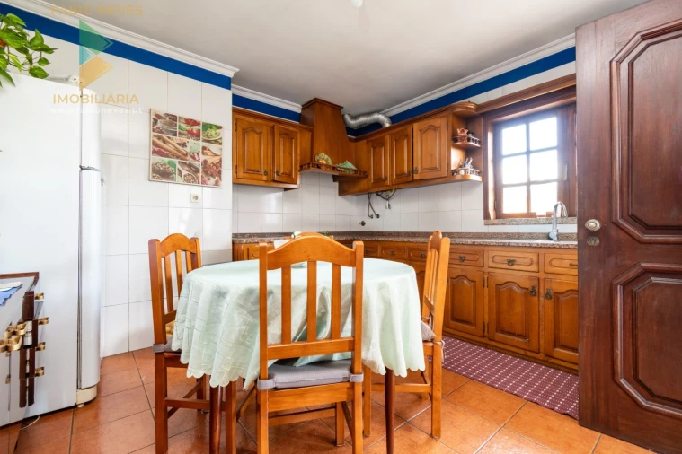 Quinta T6 para Venda em Salvador, Vila Fonche e Parada Foto 13