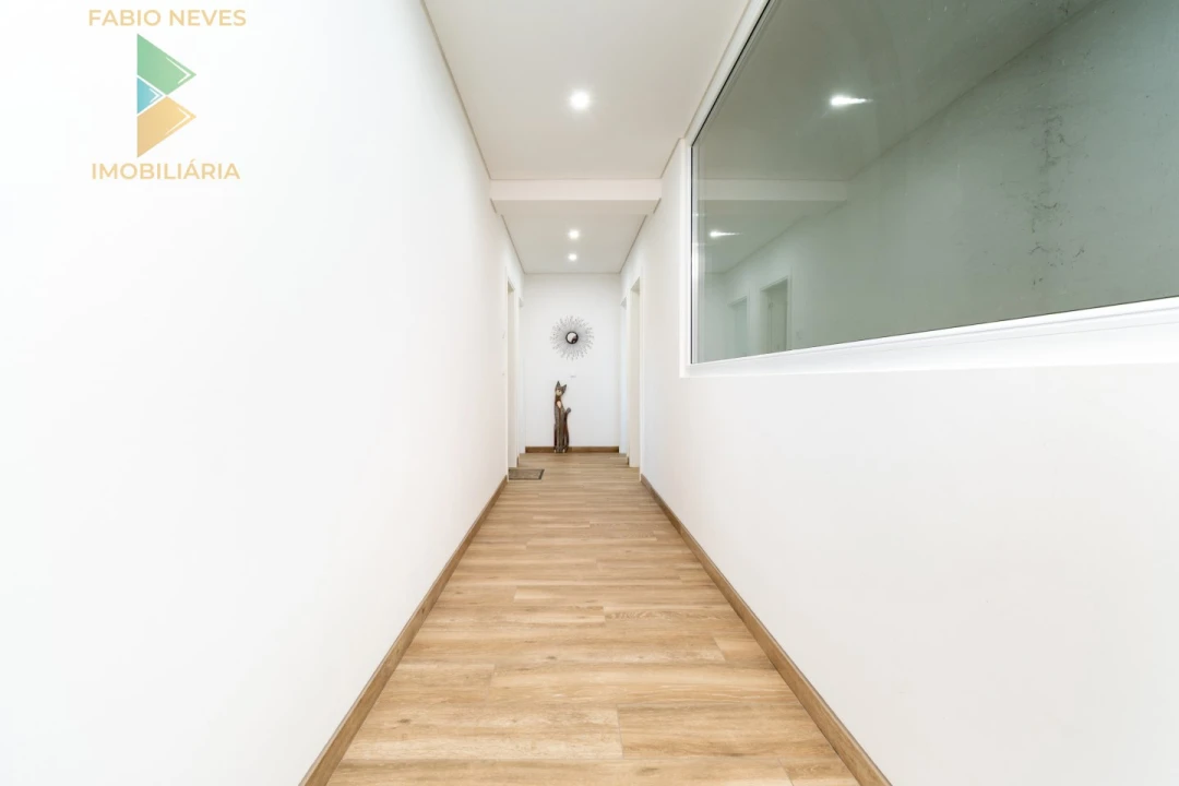 Moradia T10 para Venda em Longroiva Foto 35