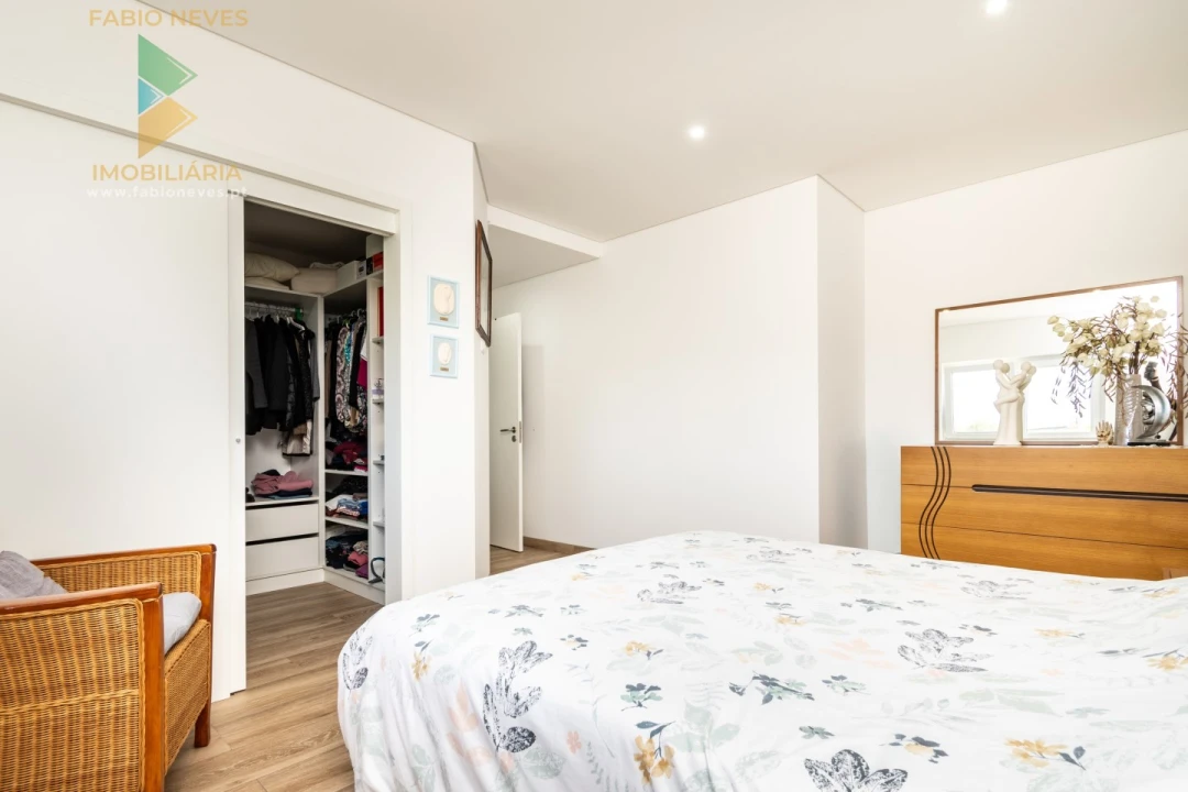 Moradia T10 para Venda em Longroiva Foto 44