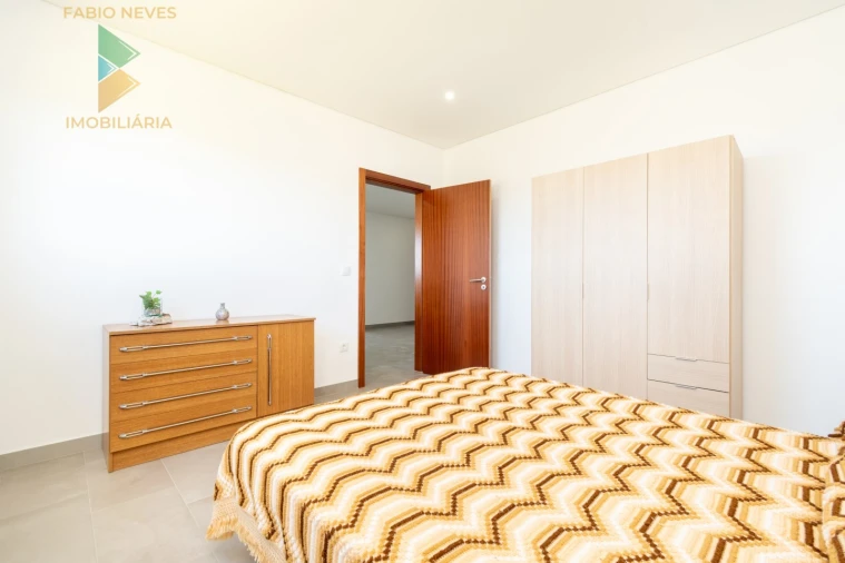 Moradia T10 para Venda em Longroiva Foto 20