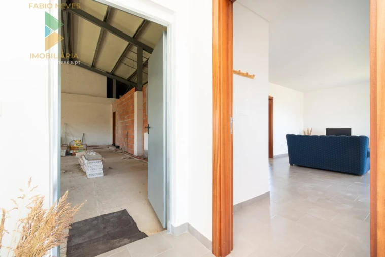 Moradia T10 para Venda em Longroiva Foto 26