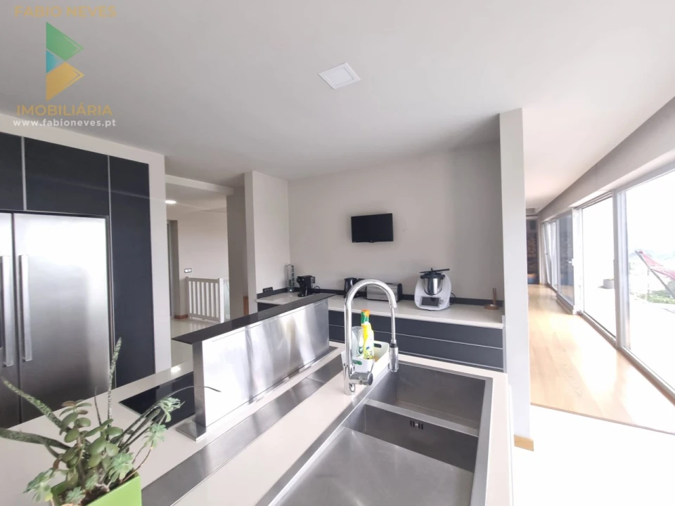 Moradia T5 para Venda em Verdoejo Foto 19