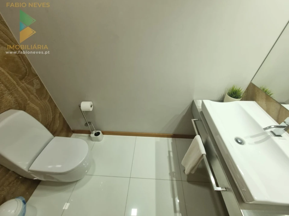 Moradia T5 para Venda em Verdoejo Foto 38