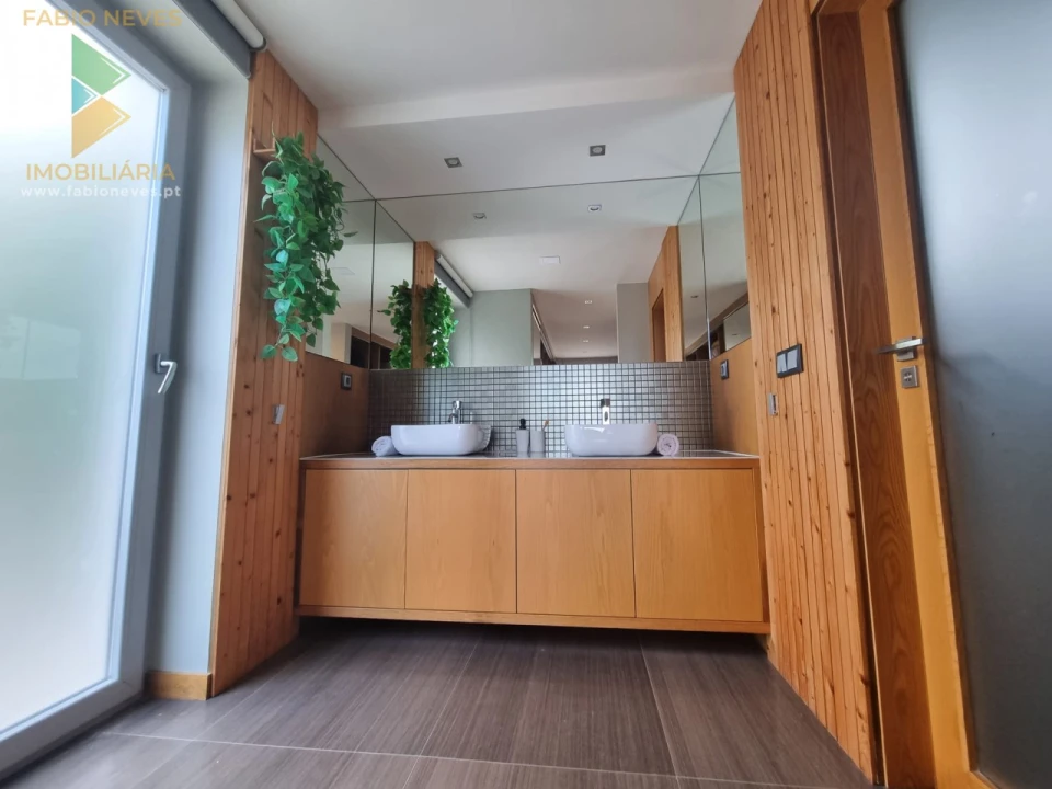 Moradia T5 para Venda em Verdoejo Foto 30