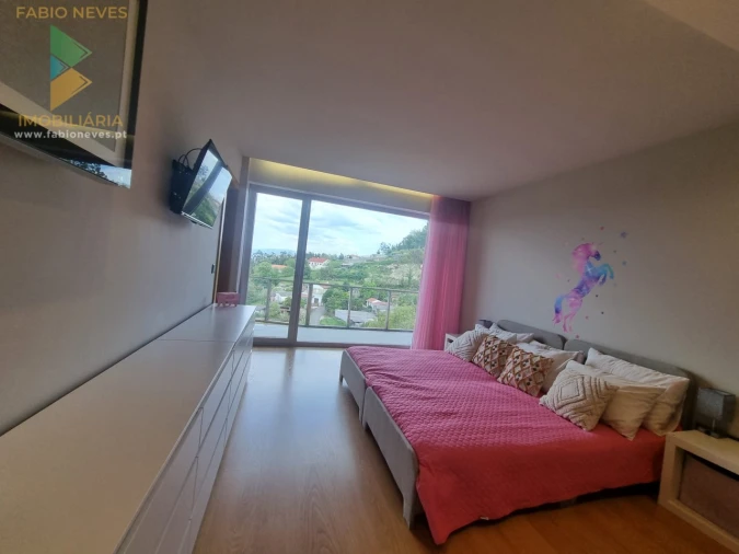 Moradia T5 para Venda em Verdoejo Foto 26