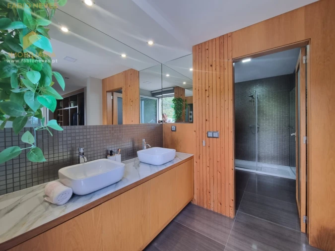 Moradia T5 para Venda em Verdoejo Foto 29