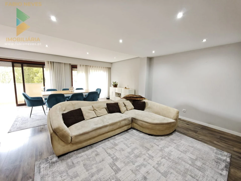 Apartamento T5 para Venda em Arca e Ponte de Lima Foto 8