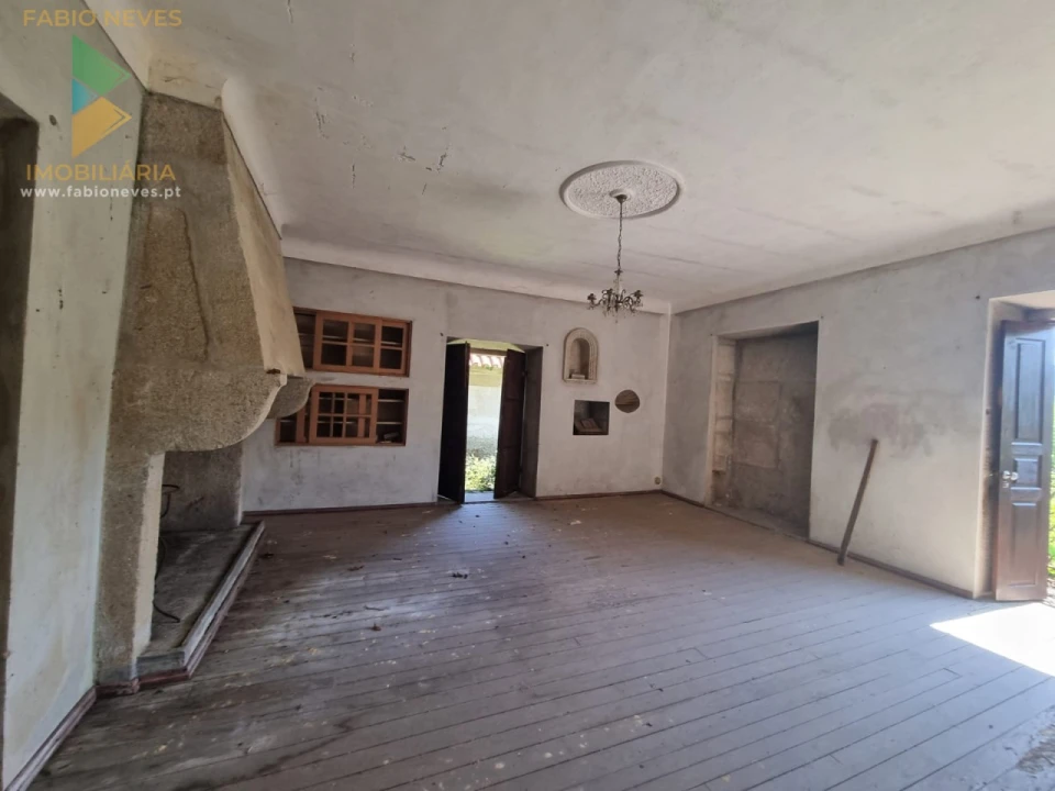 Quinta T9 para Venda em Alvora e Loureda Foto 27