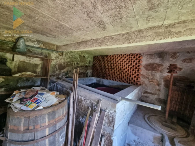 Quinta T9 para Venda em Alvora e Loureda Foto 39