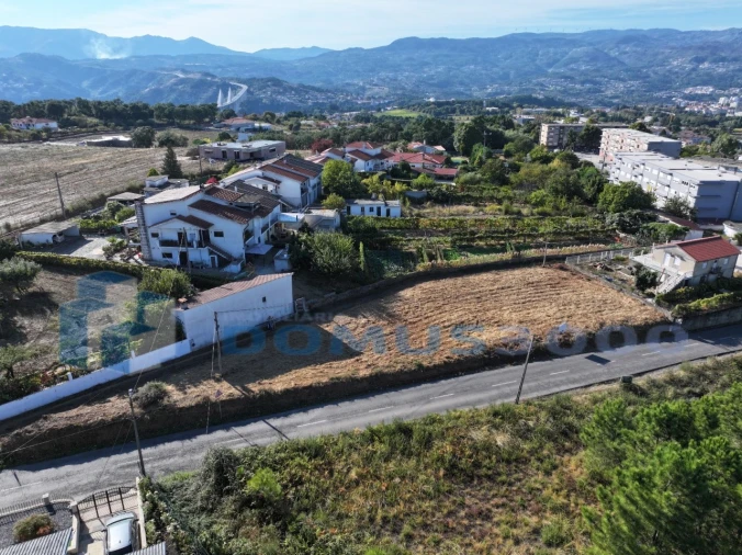 Terreno para Venda em Folhadela