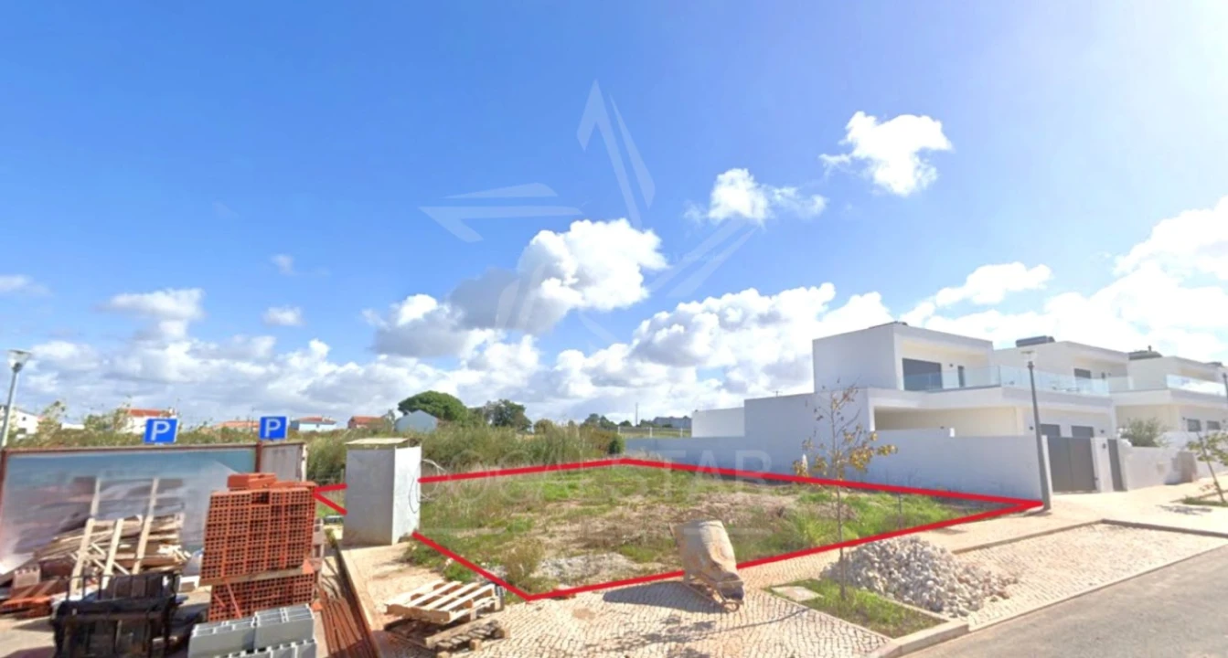 Moradia T3 para Venda em Nadadouro Foto 2