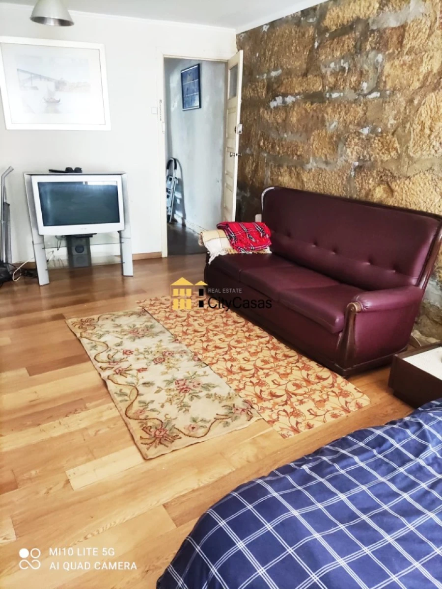 Prédio para Venda em Lordelo do Ouro e Massarelos Foto 2