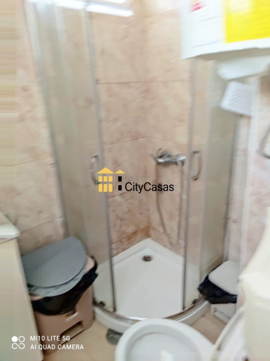 Prédio para Venda em Lordelo do Ouro e Massarelos Foto 9