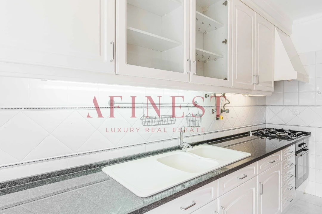 Apartamento T2 para Arrendamento em Carcavelos e Parede Foto 10