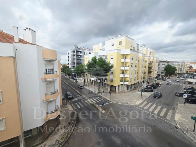 Apartamento T3 para Venda em São João Baptista Foto 1