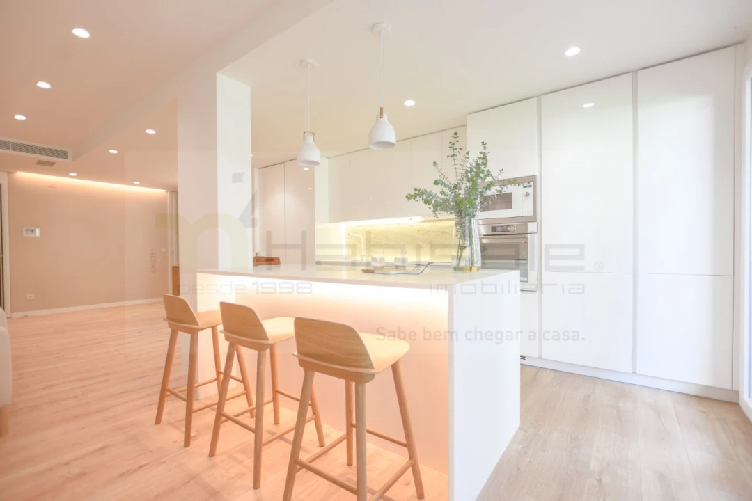 Apartamento T3 para Venda em Pontinha e Famões Foto 16