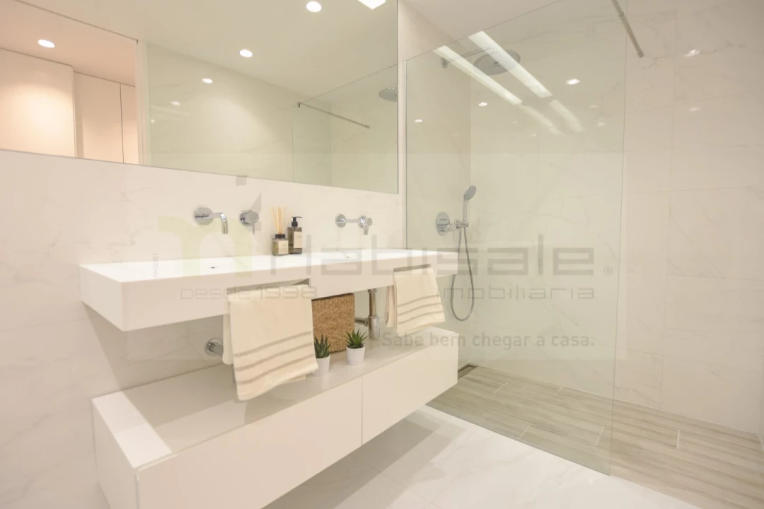 Apartamento T3 para Venda em Pontinha e Famões Foto 19