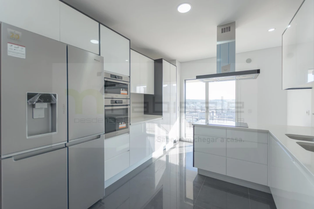 Apartamento T3 para Venda em Odivelas Foto 1