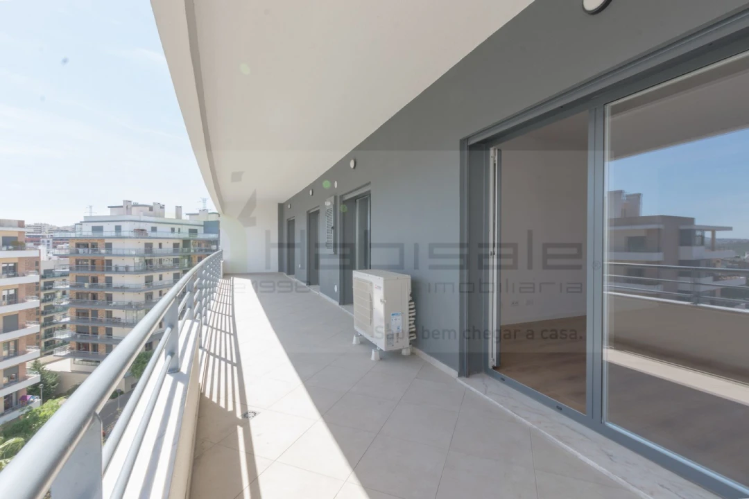 Apartamento T3 para Venda em Odivelas Foto 3