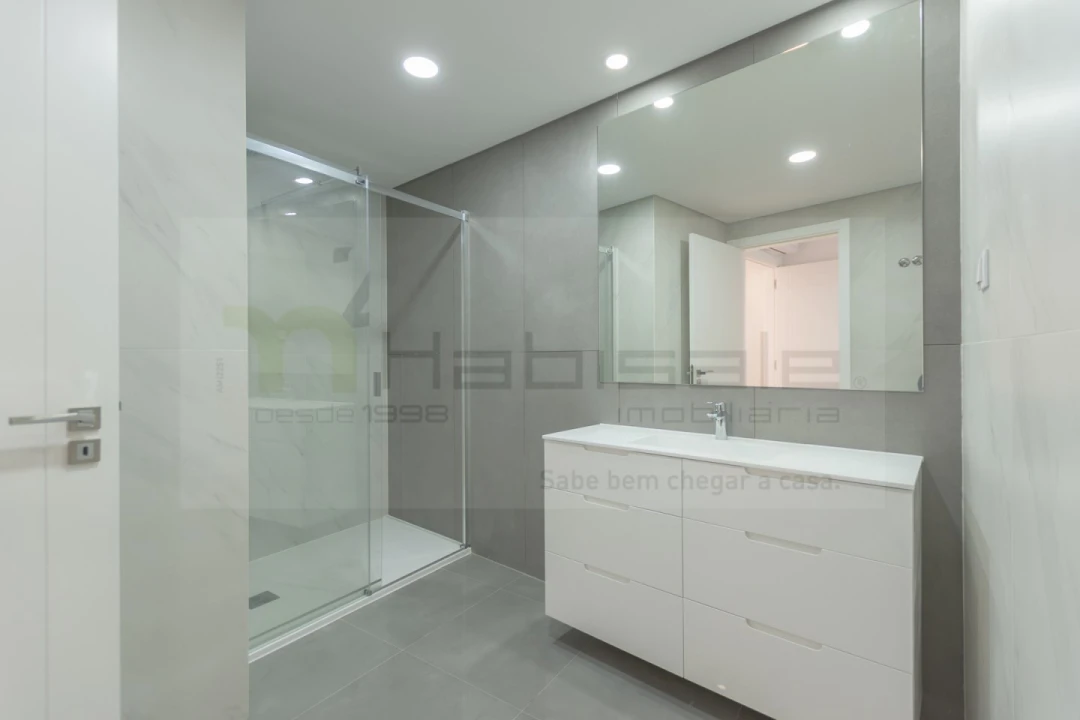 Apartamento T3 para Venda em Odivelas Foto 16
