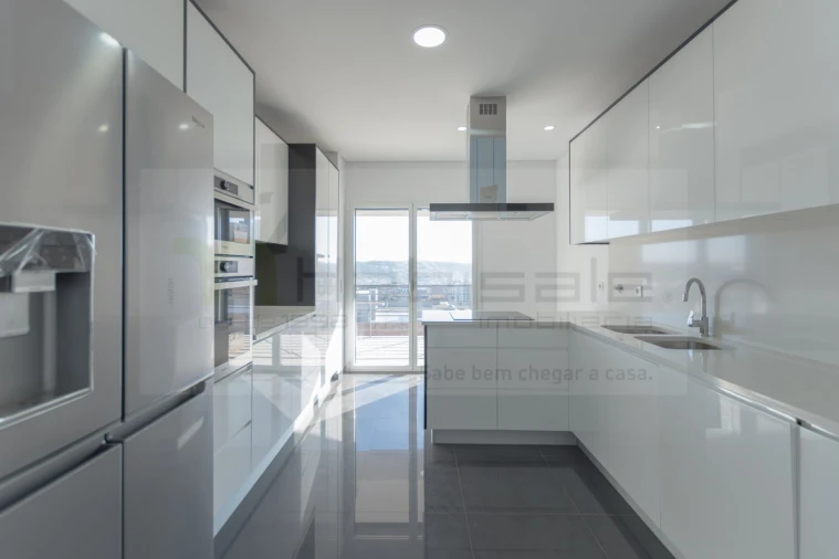 Apartamento T3 para Venda em Odivelas Foto 6