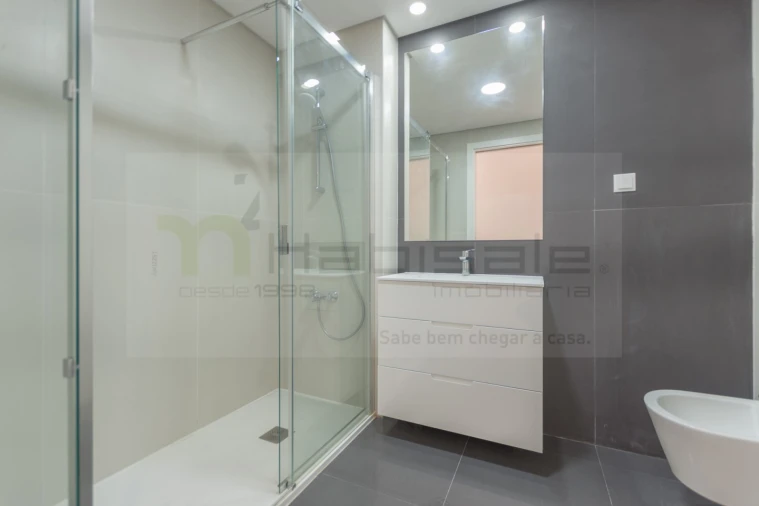 Apartamento T3 para Venda em Odivelas Foto 9
