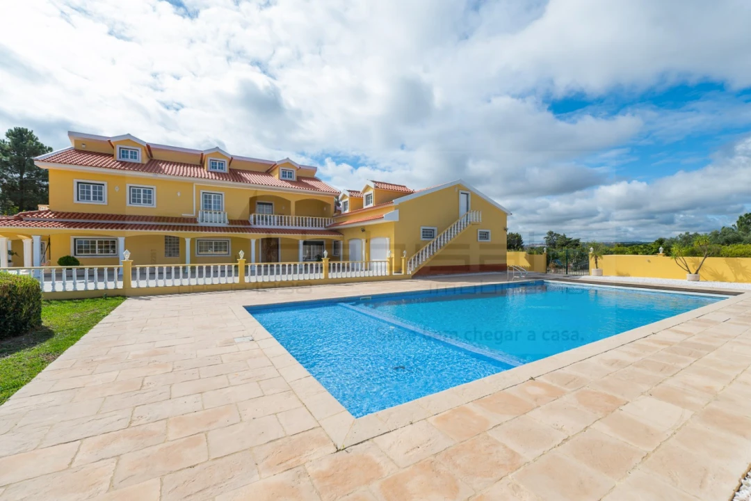 Quinta T5 para Venda em Aveiras de Cima Foto 2