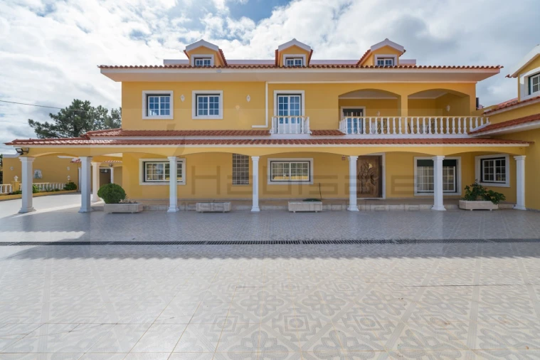 Quinta T5 para Venda em Aveiras de Cima Foto 3