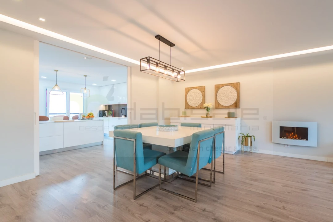 Apartamento T4 para Venda em Pontinha e Famões Foto 11