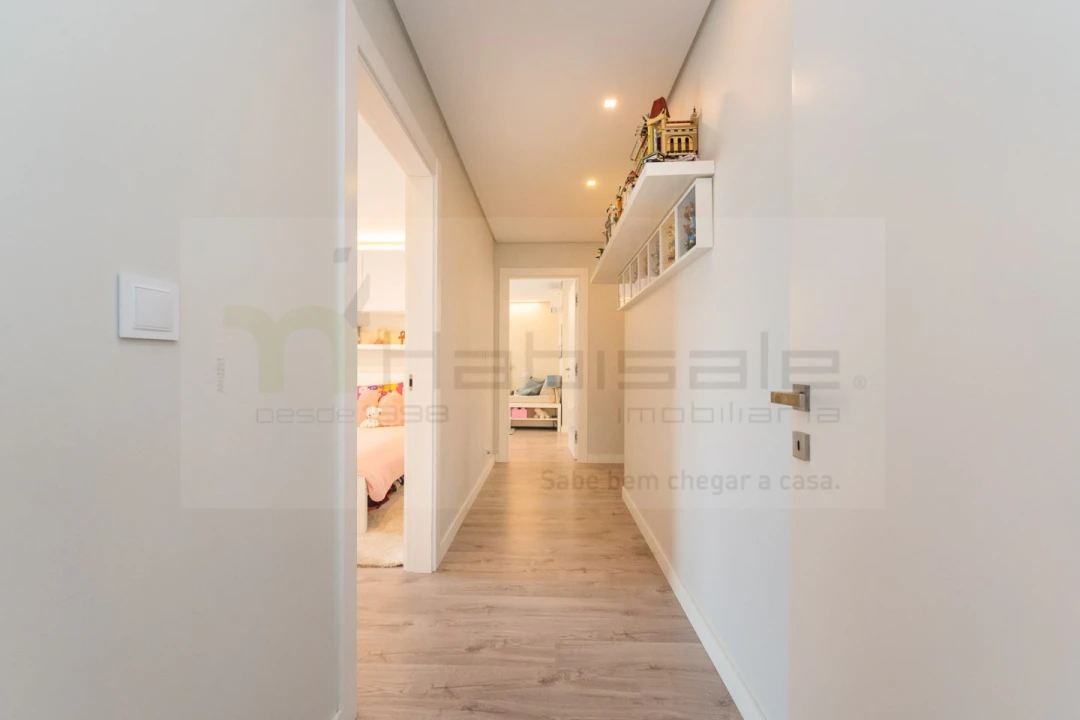 Apartamento T4 para Venda em Pontinha e Famões Foto 23