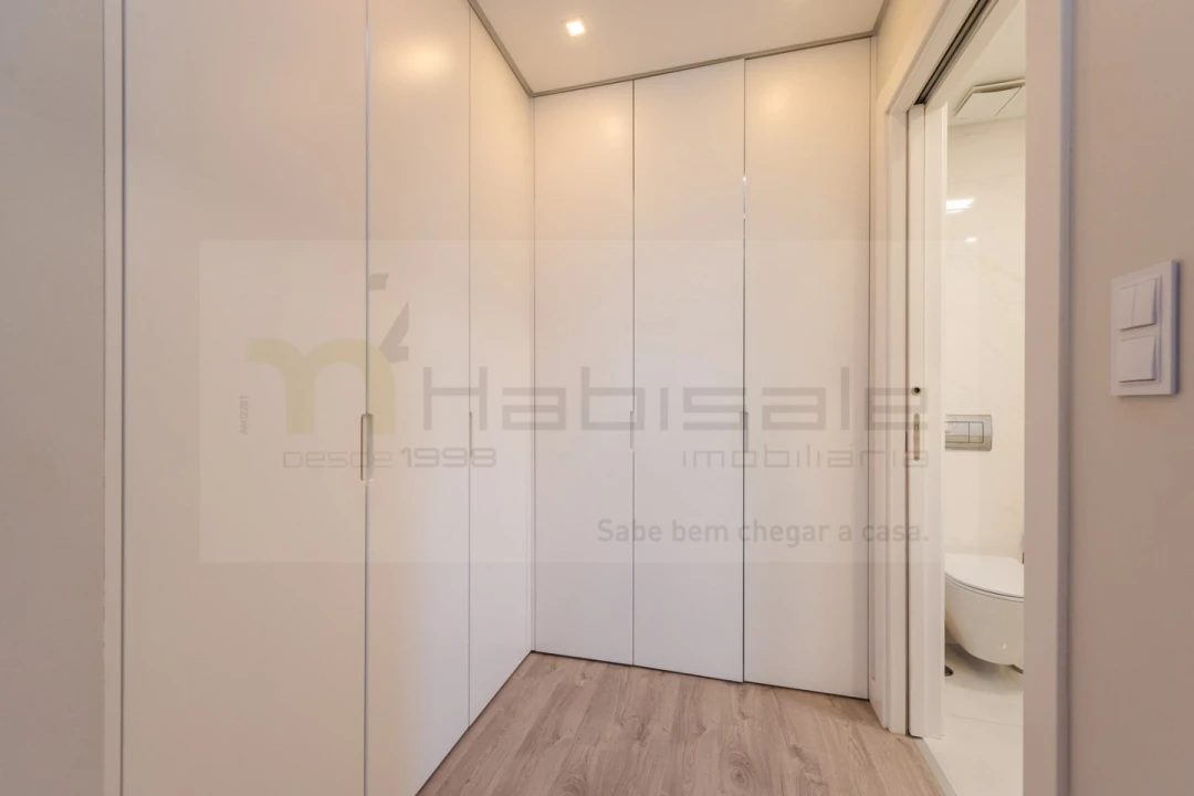 Apartamento T4 para Venda em Pontinha e Famões Foto 42